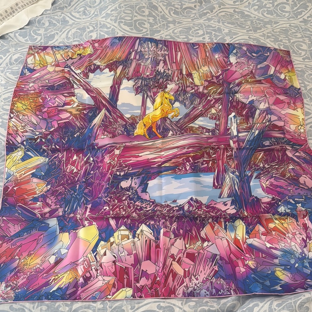 Hermès Silk Scarf 34x34 brand new with box